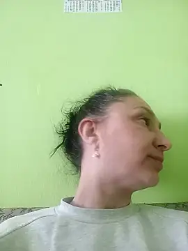 Snapshot of Aurelia9654 chatting on March 26, 8:31 am Aurelia9654 online show from March 26, 8:31 am