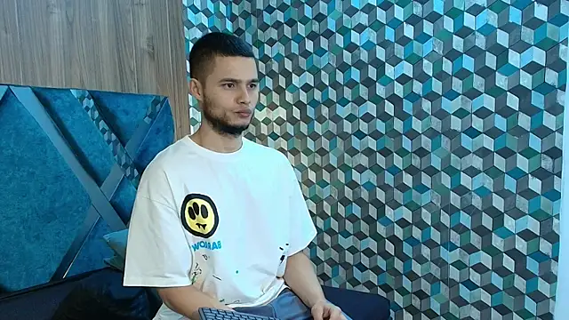 Snapshot of Joaho_Fernandez chatting on July 21, 8:00 pm Joaho Fernandez online show from July 21, 8:00 pm