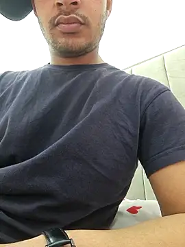 QueueedActivist online show from March 26, 2:00 pm