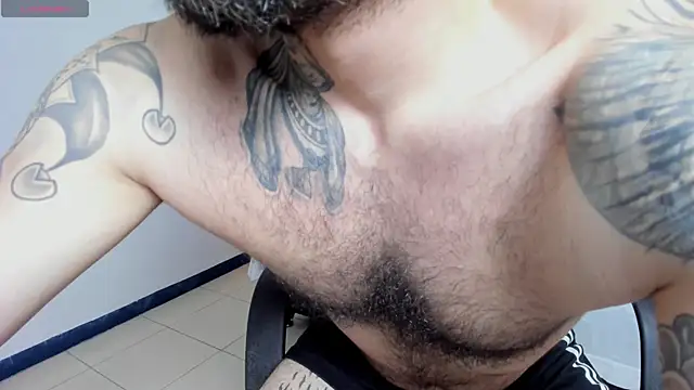 NICK OWEEN26 online show from April 27, 8:51 pm