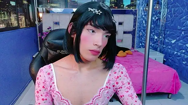 IsaacNovaa online show from June 1, 7:26 pm