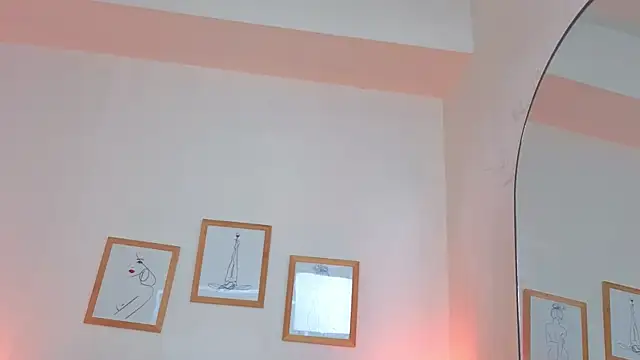 Snapshot of CharlotteCopper_ chatting on April 13, 11:16 am CharlotteCopper online show from April 13, 11:16 am