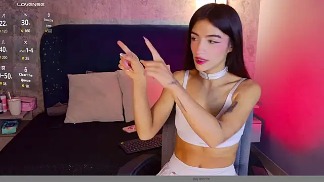 Charlott  18 online show from June 24, 2:05 pm