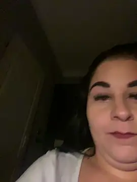 Snapshot of Szandra26 chatting on July 14, 12:24 am Szandra26 online show from July 14, 12:24 am