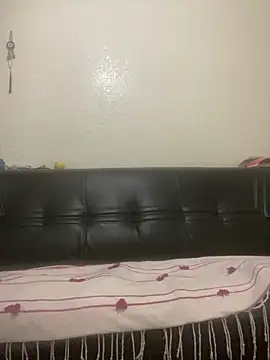 Snapshot of Ashwak_trans chatting on April 9, 10:48 pm Ashwak trans online show from April 9, 10:48 pm