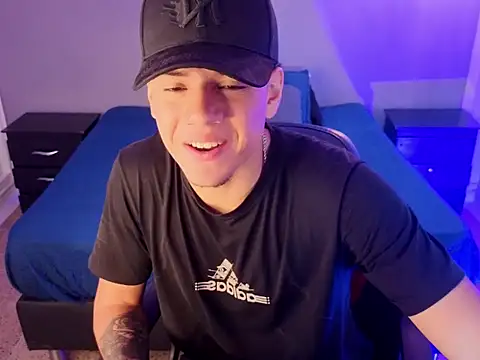 Erick  1 online show from May 2, 2:49 am