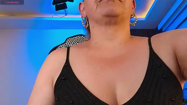 Snapshot of Cinthya_roberts chatting on May 12, 7:22 pm Cinthya roberts online show from May 12, 7:22 pm