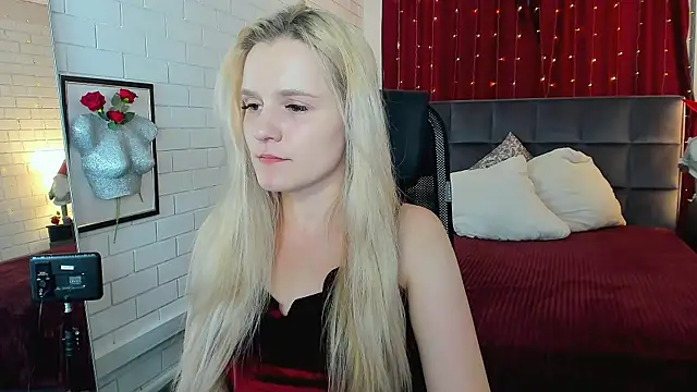 Snapshot of SherriButlers chatting on July 15, 5:12 am SherriButlers online show from July 15, 5:12 am