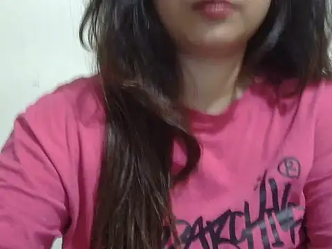 Snapshot of shivi_jaan chatting on May 28, 3:53 pm shivi jaan online show from May 28, 3:53 pm