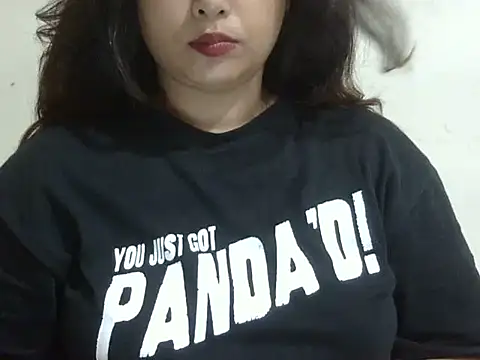 Snapshot of shivi_jaan chatting on June 21, 4:31 pm shivi jaan online show from June 21, 4:31 pm