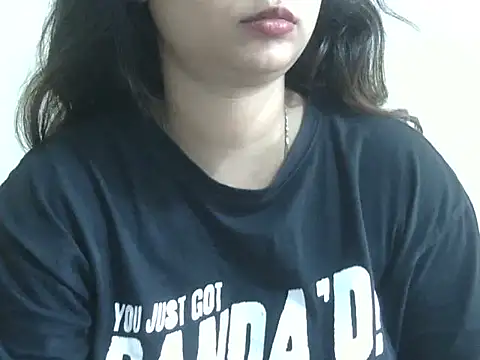 Snapshot of shivi_jaan chatting on June 22, 3:47 am shivi jaan online show from June 22, 3:47 am
