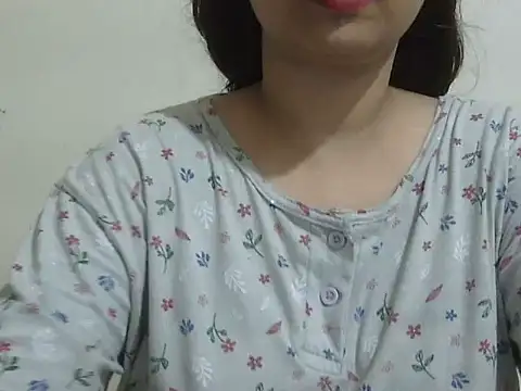 Snapshot of shivi_jaan chatting on July 6, 5:37 pm shivi jaan online show from July 6, 5:37 pm