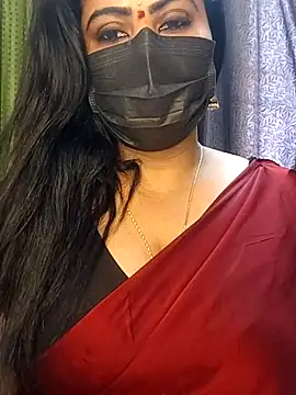 Snapshot of Anushka_flower chatting on April 15, 6:53 am Anushka flower online show from April 15, 6:53 am