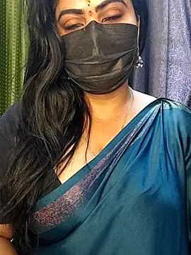 Snapshot of Anushka_flower chatting on April 27, 1:47 am Anushka flower online show from April 27, 1:47 am