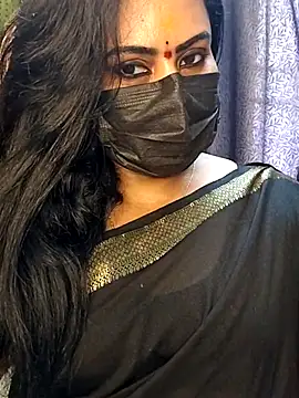 Snapshot of Anushka_flower chatting on April 29, 8:18 am Anushka flower online show from April 29, 8:18 am