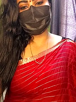 Snapshot of Anushka_flower chatting on May 10, 7:13 am Anushka flower online show from May 10, 7:13 am