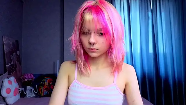Snapshot of PerryKitty chatting on July 11, 3:37 pm PerryKitty online show from July 11, 3:37 pm