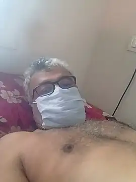 Snapshot of mature55 chatting on May 31, 7:15 am mature55 online show from May 31, 7:15 am