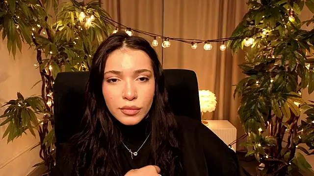 AnnaWillyams online show from March 27, 7:25 am