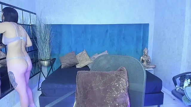 Snapshot of Antoniajblair chatting on April 27, 12:03 pm Antoniajblair online show from April 27, 12:03 pm