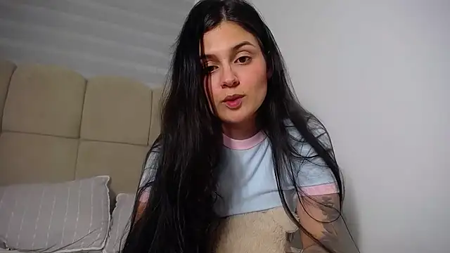SofiaBanks  online show from April 27, 11:25 pm