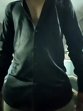 Snapshot of djbhai_ chatting on March 27, 9:32 am djbhai online show from March 27, 9:32 am