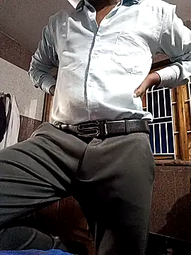 Snapshot of djbhai_ chatting on March 30, 11:22 am djbhai online show from March 30, 11:22 am