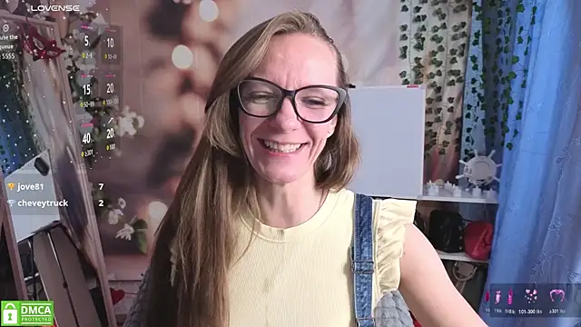 Snapshot of jesica_mooonn chatting on April 24, 3:09 am jesica mooonn online show from April 24, 3:09 am