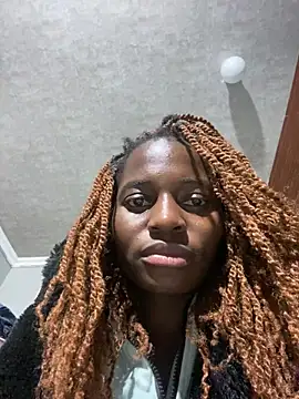 Snapshot of DarkChocolateSlender_ chatting on May 9, 6:57 pm DarkChocolateSlender online show from May 9, 6:57 pm