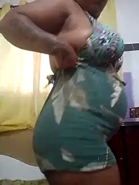 Snapshot of kimberlly25 chatting on March 31, 4:29 pm kimberlly25 online show from March 31, 4:29 pm