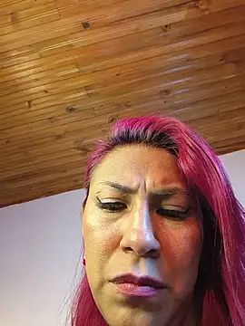 Snapshot of tatianabelli chatting on June 17, 12:35 am tatianabelli online show from June 17, 12:35 am