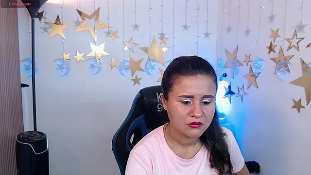 Snapshot of sara_ar1 chatting on March 27, 2:06 pm sara ar1 online show from March 27, 2:06 pm