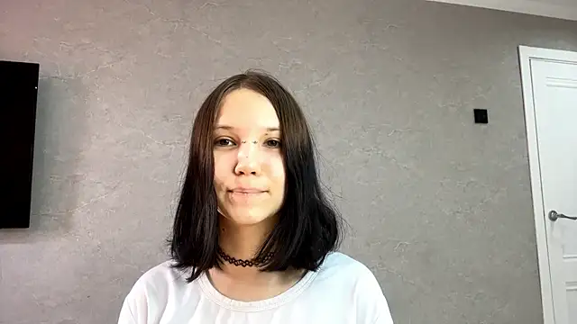 Snapshot of AmeliaMiotii chatting on April 4, 10:35 am AmeliaMiotii online show from April 4, 10:35 am