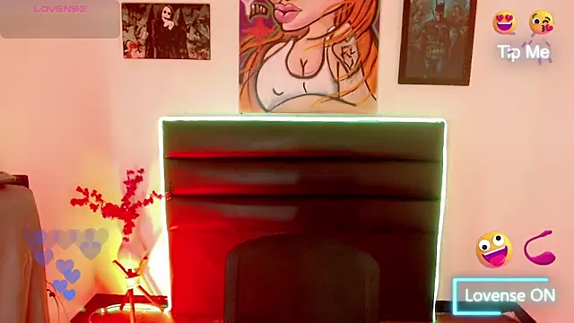 Snapshot of samantha__paez chatting on May 28, 9:01 pm samantha paez online show from May 28, 9:01 pm