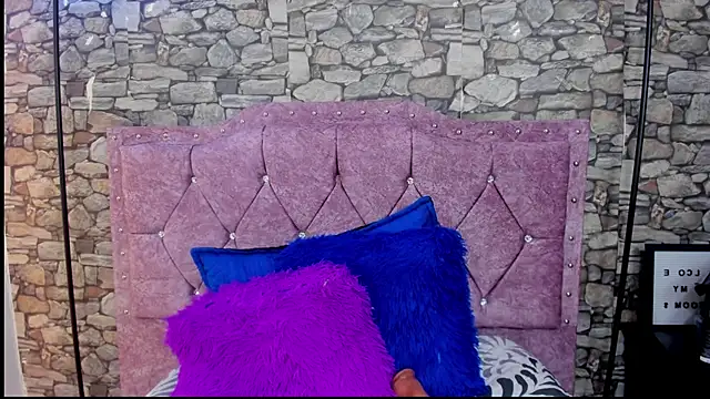 Snapshot of sweet__cherry1 chatting on May 28, 7:00 pm sweet cherry1 online show from May 28, 7:00 pm