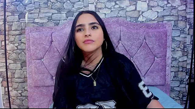 Snapshot of sweet__cherry1 chatting on June 24, 7:46 pm sweet cherry1 online show from June 24, 7:46 pm