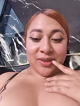 Snapshot of venuscopper chatting on July 25, 11:19 am venuscopper online show from July 25, 11:19 am