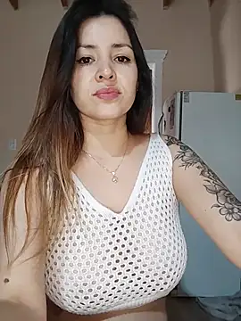 Snapshot of Busty_lorena chatting on May 23, 4:55 pm Busty lorena online show from May 23, 4:55 pm