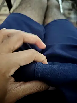 junedkhan99 online show from April 6, 3:26 am