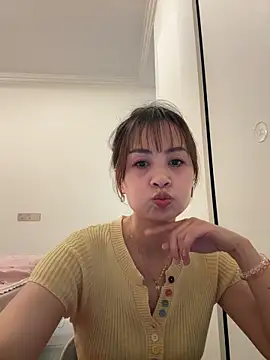 Yang 218 online show from April 24, 6:27 am