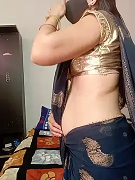 Snapshot of Sexyy_Bhabhi_143 chatting on June 18, 9:36 am Sexyy Bhabhi 143 online show from June 18, 9:36 am