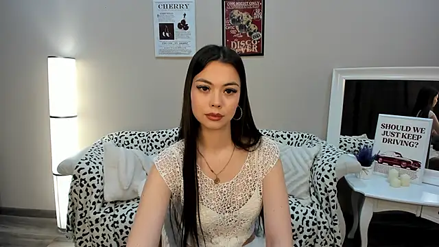 DarcyMacy online show from April 15, 7:58 pm