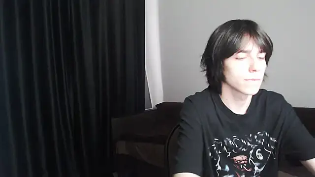 Snapshot of mason_silver chatting on April 14, 8:20 am mason silver online show from April 14, 8:20 am