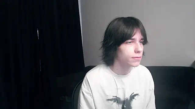 Snapshot of mason_silver chatting on April 21, 6:41 am mason silver online show from April 21, 6:41 am