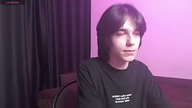 Snapshot of mason_silver chatting on May 23, 10:19 am mason silver online show from May 23, 10:19 am