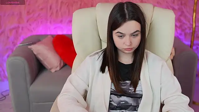 Snapshot of LeslyPeach_ chatting on March 27, 2:17 pm LeslyPeach online show from March 27, 2:17 pm