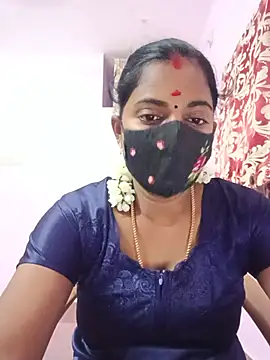 Snapshot of tamilratchasii chatting on June 26, 5:39 pm tamilratchasii online show from June 26, 5:39 pm