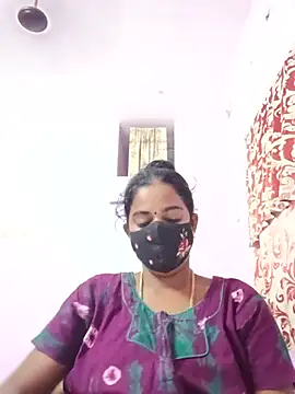 Snapshot of tamilratchasii chatting on July 13, 5:43 am tamilratchasii online show from July 13, 5:43 am