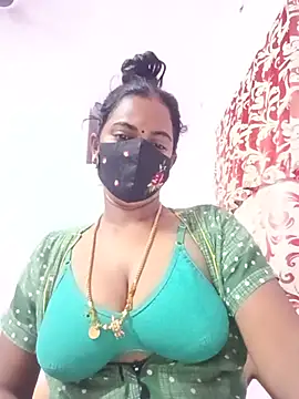 Snapshot of tamilratchasii chatting on July 14, 4:39 am tamilratchasii online show from July 14, 4:39 am