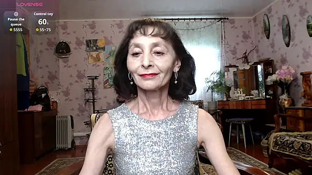Snapshot of Shooting-Star- chatting on April 8, 12:27 pm Shooting-Star- online show from April 8, 12:27 pm